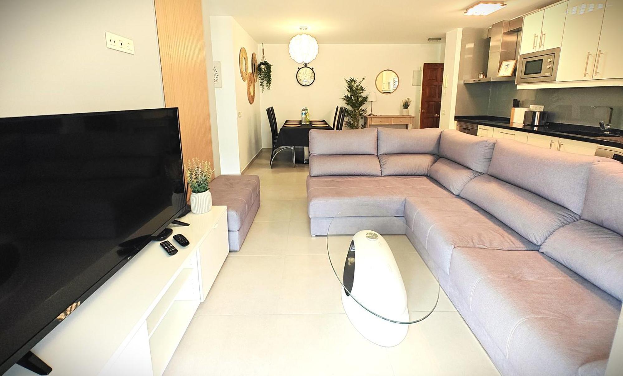 Sun Apartment - 3 Bedrooms, Priv Parking, Pool, Ac, Tv Channels, Fibre Net Los Cristianos  Extérieur photo