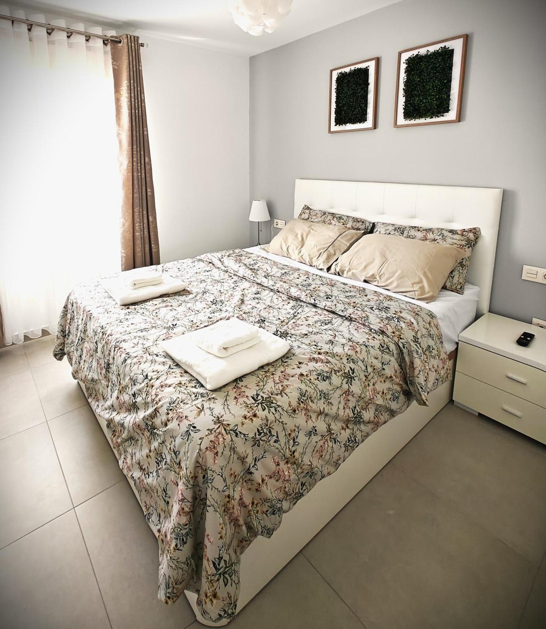 Sun Apartment - 3 Bedrooms, Priv Parking, Pool, Ac, Tv Channels, Fibre Net Los Cristianos  Extérieur photo