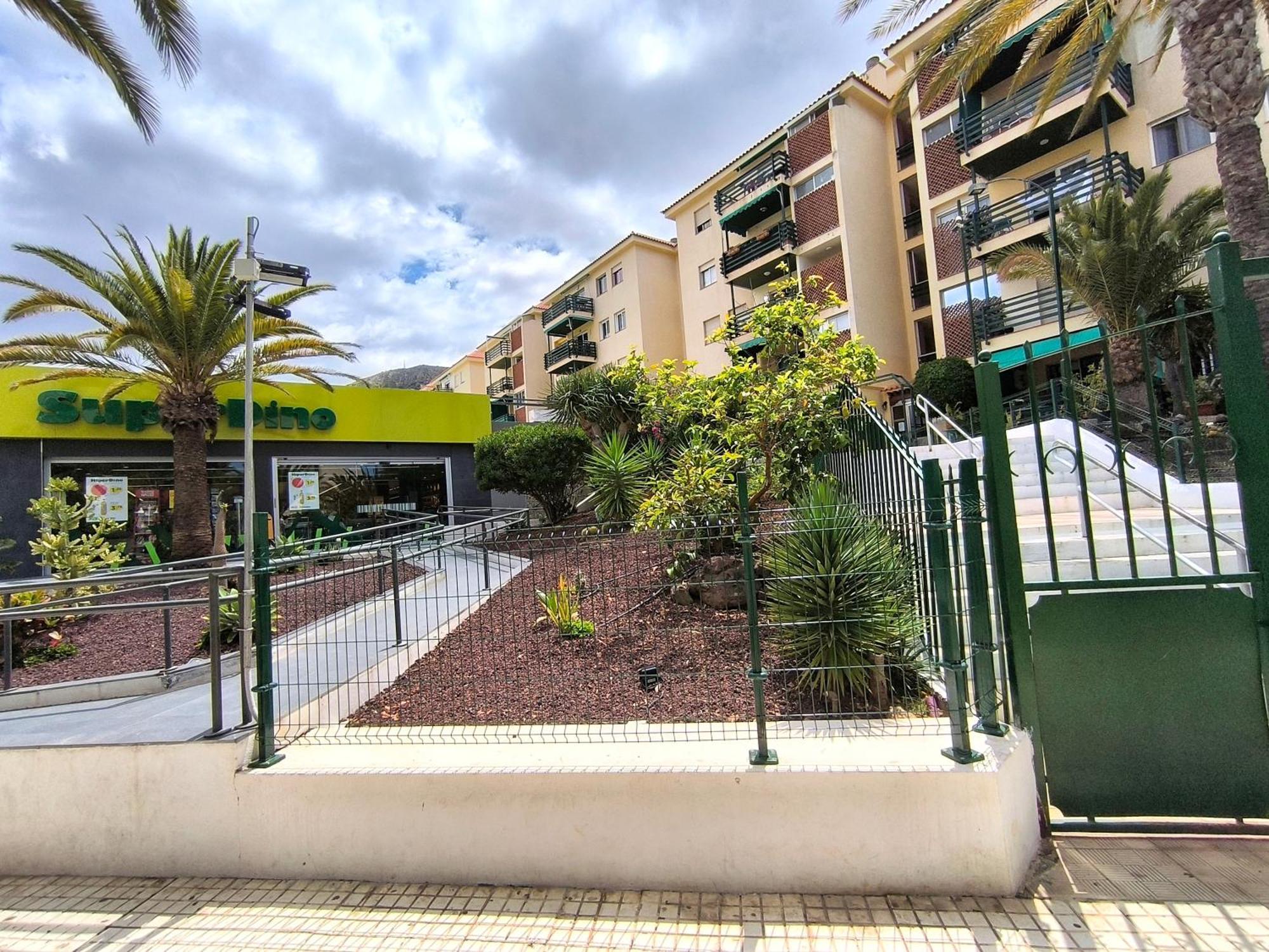 Sun Apartment - 3 Bedrooms, Priv Parking, Pool, Ac, Tv Channels, Fibre Net Los Cristianos  Extérieur photo